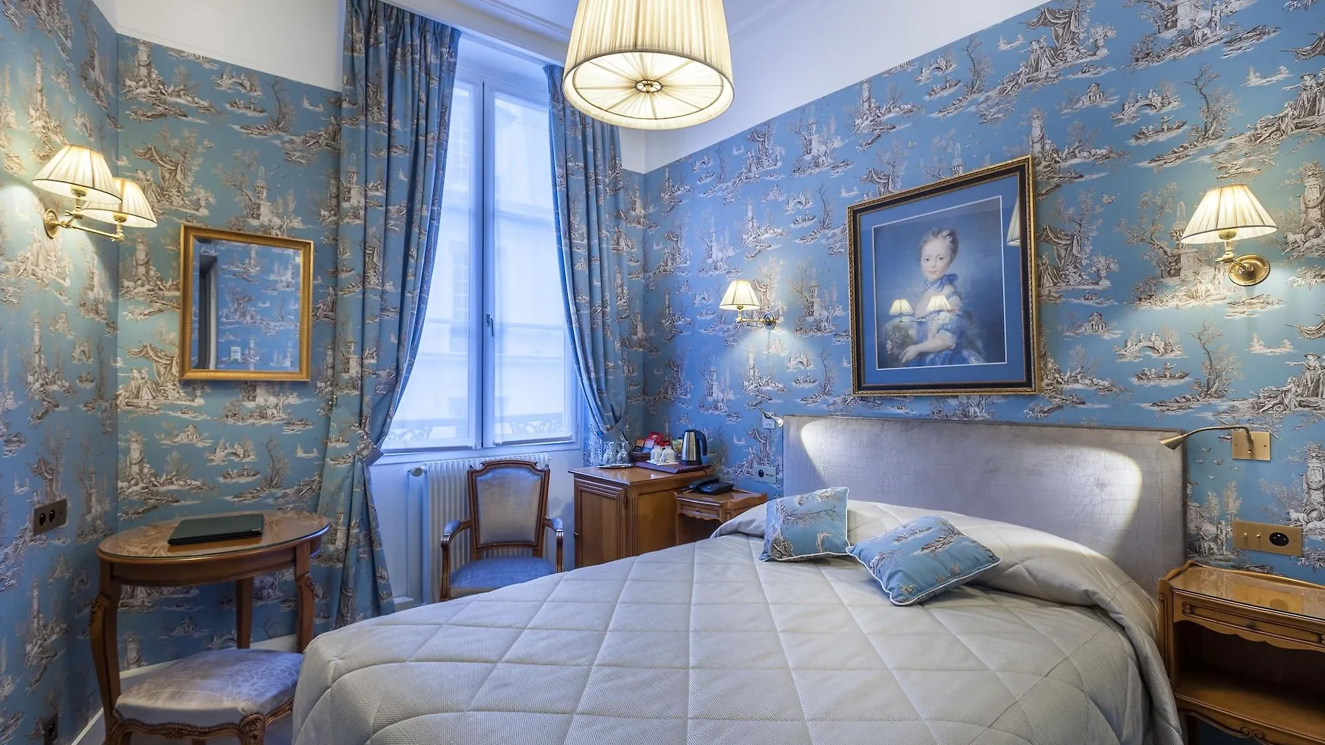 Grand Hôtel de L'Univers Saint-Germain Paris Hotel