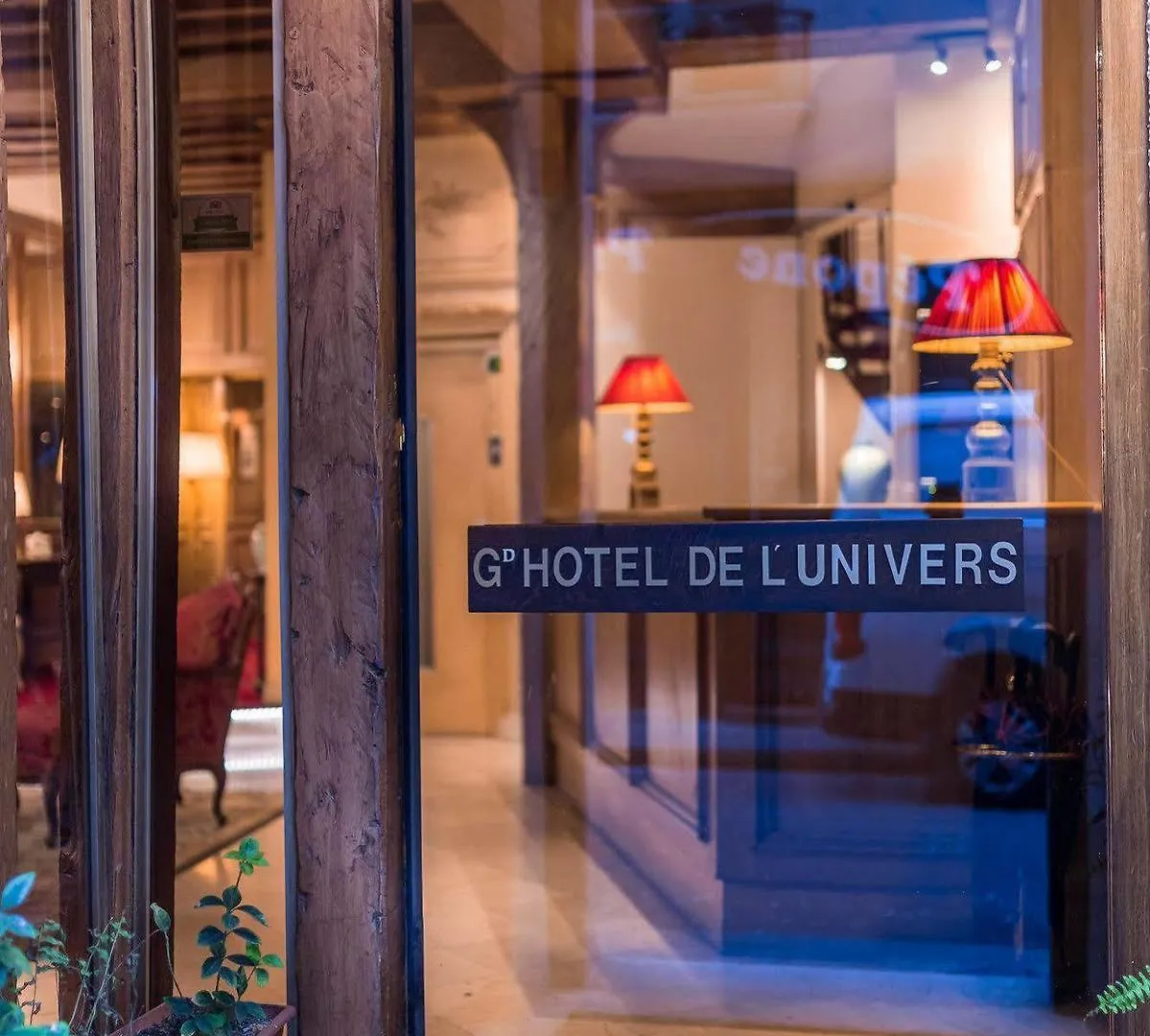 ***  פריז Grand Hotel De L'Univers Saint-Germain צרפת